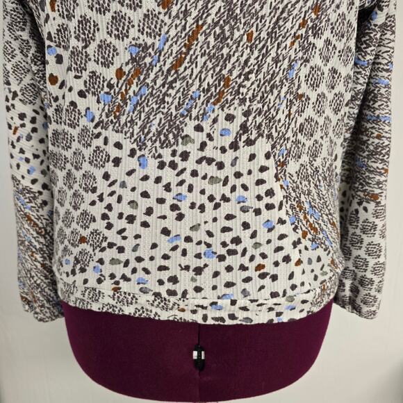 NWT NEW Daytrip by Buckle Mixed Print V-Neck Knit Long Sleeve Top | Size Small - Picture 5 of 11